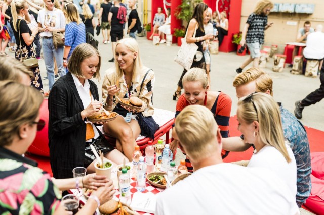 Jokaisella ravintolalla on myynnissä vähintään yksi vegaaninen annos.