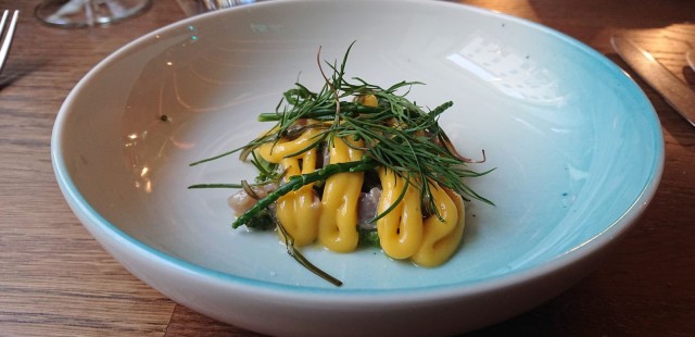 Chef's menun räväkkä makrillialoitus