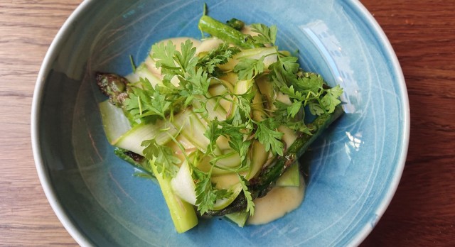 Kirjoittaessakin tulee vesi kielellä parsa-annoksesta