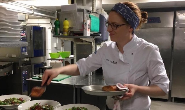 Ravintola Mylläreiden keittiöpäällikkö Jonna Toikkonen saa skandinaavisesta keittiöstä jatkuvasti uusia elämyksiä ja ideoita.