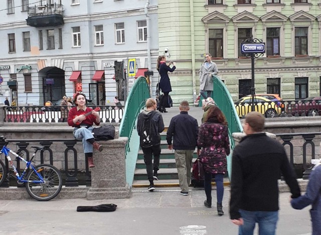 Katusoittaja Pietarissa