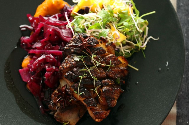 Luomuun satsaava Maidel tuo SYÖ!-viikoille muun muassa possunkylkeä.