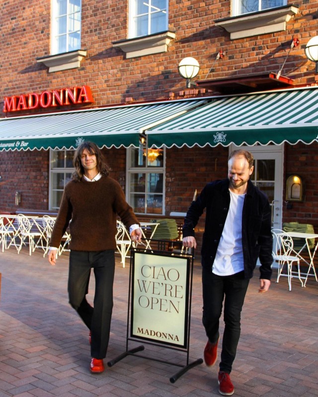 Kaverukset saivat jälleen yhden ravintolan avattua onnistuneesti.