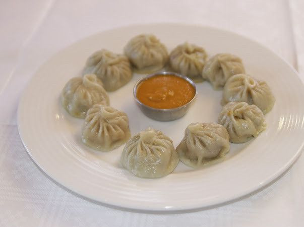 Momo-nyytit ovat ehdottomasti maistamisen arvoisia herkkuja.