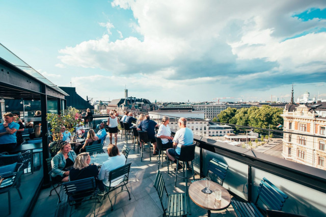 Klaus K:n kattoterassilla on tunnelmaa.