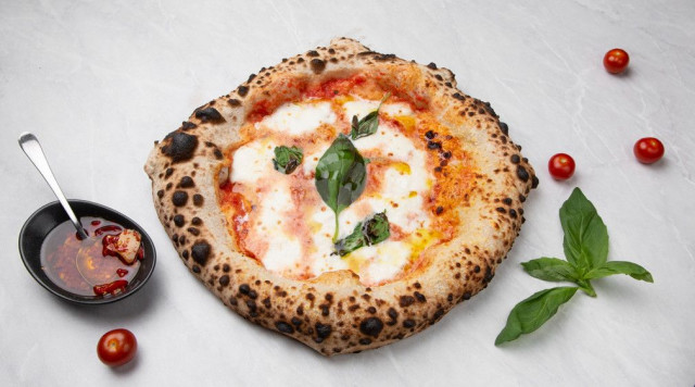 Il Posto panostaa kunnon napolilaiseen pizzaan.