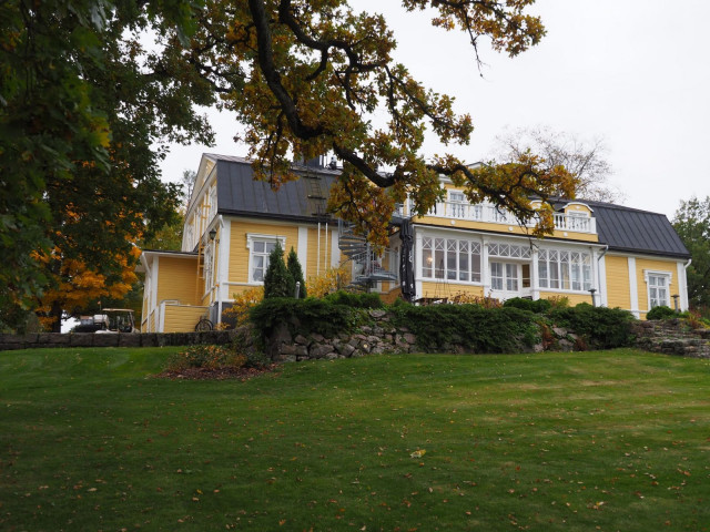 Bodomin kartano sijaitsee keskellä Espoon kaunista luontoa.