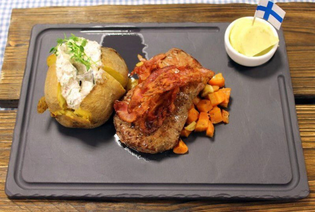 Lihaisat herkut ovat Zetorin ykköstuotteita.