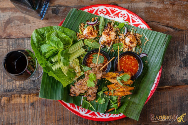 Bangkok 9 tarjoilee thaimaalaista katuruokaa à la carte -tyylisellä twistillä.