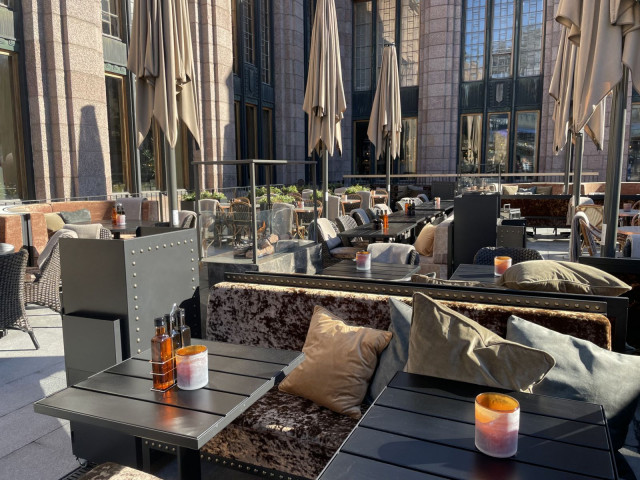 Kuinka moni muu näkee itsensä ensi kesänä tällä terassilla?