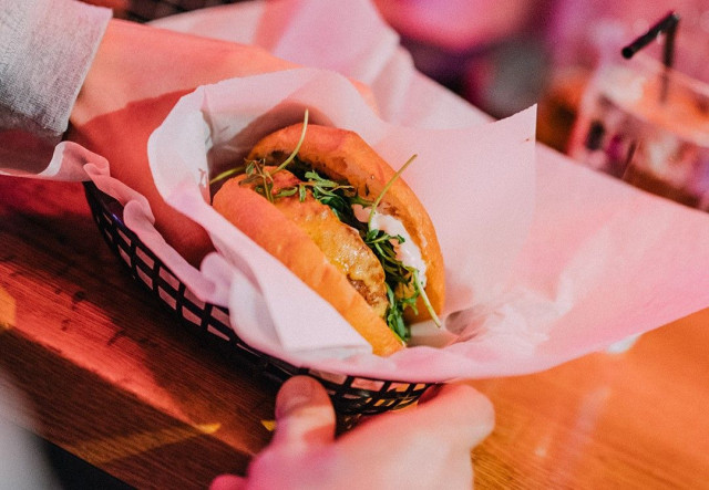 Tuhmat burgerit maistuvat taatusti!