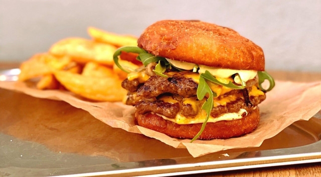 MorriSon'sin burgerit vievät taatusti nälän!