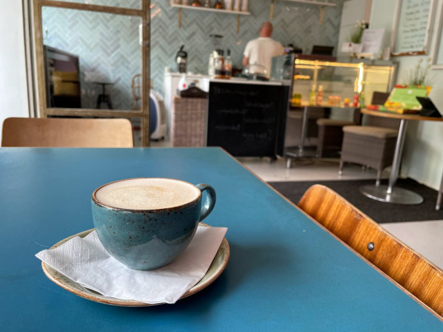 Zaroon voi poiketa pelkästään myös kahville.