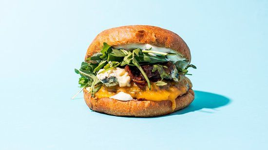 Naughty Brgrin burgereita pääset nauttimaan myös SYÖ!-viikoilla edullisempaan kampanjahintaan