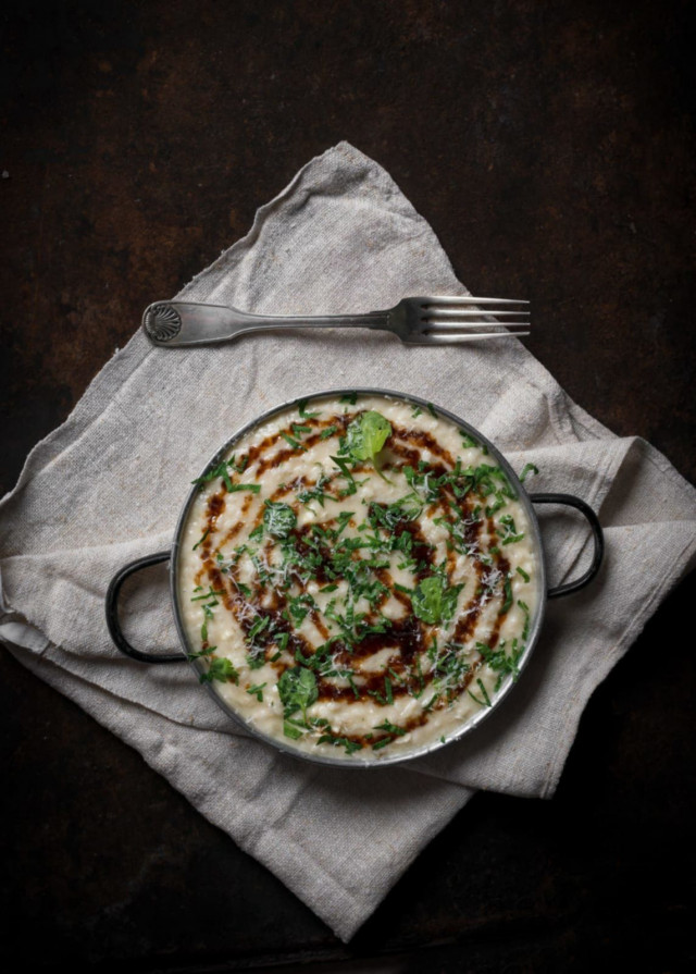 Tapiolan Bistro O Mat sijaitsee kauppakeskus Ainoassa.