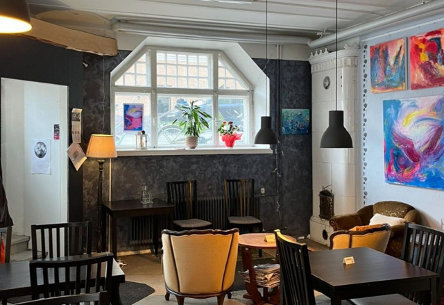 Taidekahvilassa nautit joka solulla.