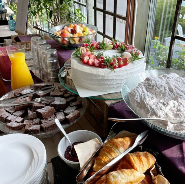 House of Sandwiches Brasseriessa herkutellaan pääsiäisbrunssilla perjantaina ja lauantaina.