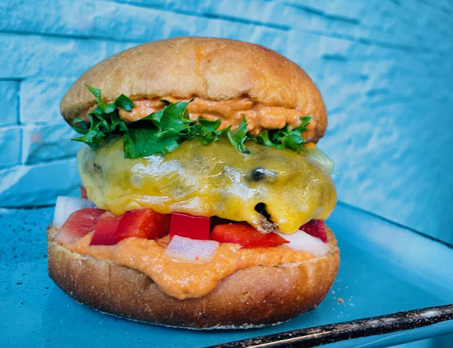 Spesiaaliburgereita voi bongata myös kauppakeskus Suuriksesta Espoosta.