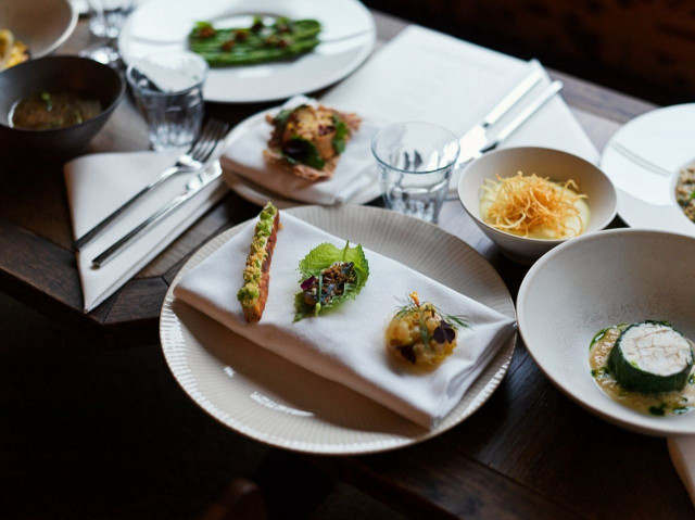 LOBOn uudessa menussa sukelletaan vesistöihin.