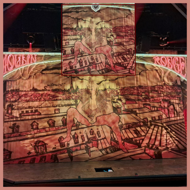 Visuaalisesti vihjaileva esirippu.