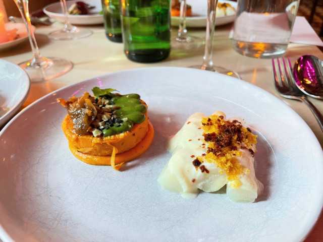 Magun uudessa Verso & Kukinto -menussa päästään maistelemaan mm. parsaa ja tuoksuhernettä.