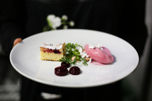 Ravintola OOBU tarjoaa raikkaita saaristolaisruokia keskellä Turkua perinteikkäässä Bassin talossa.