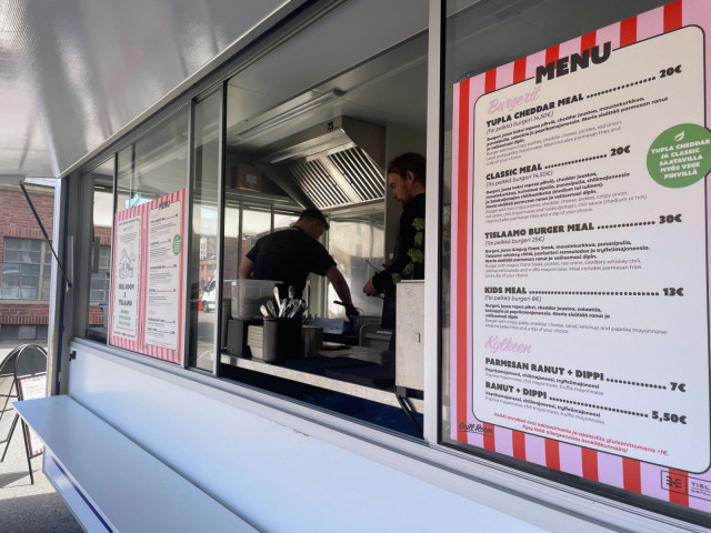 Grill Roomin listalta löytyy niin Hankasalmen ikisuosikkeja kuin uusia tulokkaita.