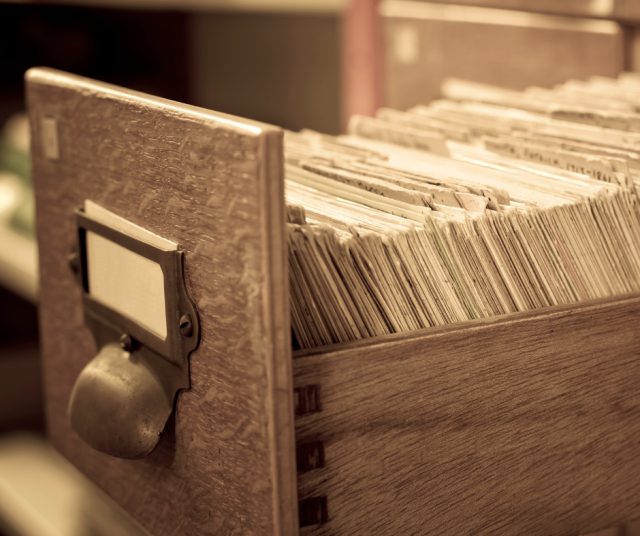 Ea-alalla työskentelevien ihmisten kokemustarinoista ja haastatteluista on tarkoitus koota yhtenäinen ja päivitetty tietokanta laajempaa tutkimuskäyttöä varten. Tällaista hanketta ei ole tehty aikaisemmin Suomessa. Kuvituskuva.