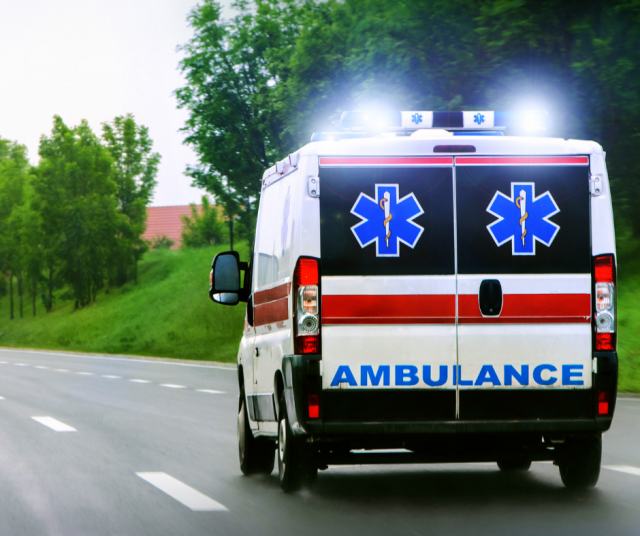 Ambulanssi ei ole taksi tai VIP-kortti päivystysjonojen ohi.