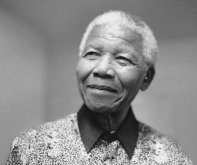 Itse Nelson Mandela kuvattuna 2000-luvun alussa.
