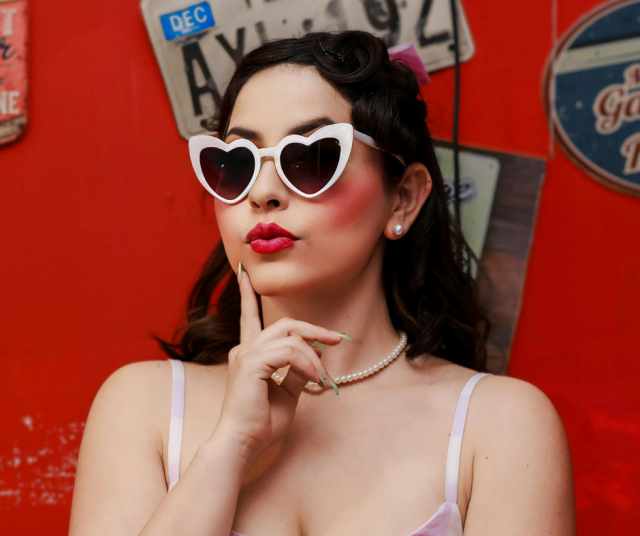 "Vaaleanpunaiset lasit silmillä" on ihan oikea ilmiö, joka selittyy aivokemioilla. Pienet harmaat aivosolut saavat väistyä dopamiiniryöppyjen tieltä.