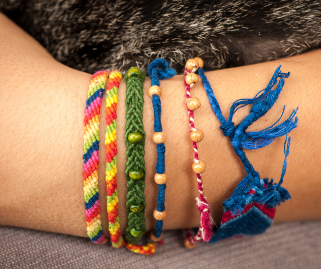 Näillä koruilla kuulee jopa Tauskin puheen.