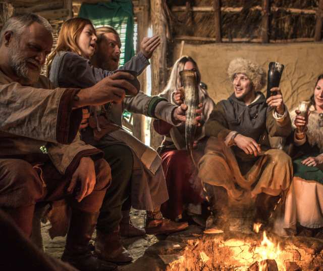 Kuvituskuva - viikinkien juhlat ovat kaiken nykytiedon valossa näyttäneet tältä.