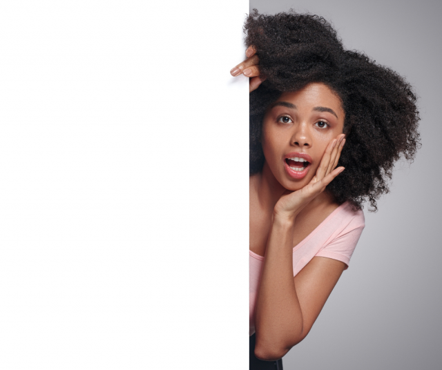 "Tulin vaan kertoo et Make petti Ritvaa laivalla. Tai ainakin ajatteli tekevänsä niin. En oo varma, mut en sekaannu asiaan."